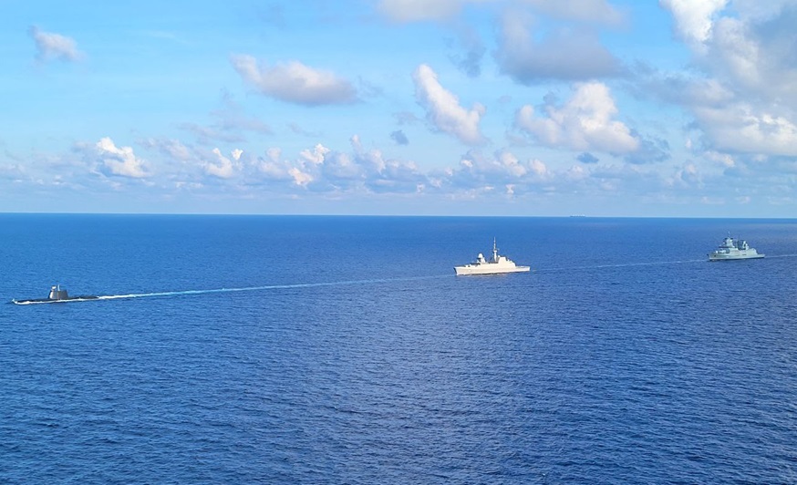 RSS Impeccable (left), RSS Tenacious (center) and FGS Baden-Württemberg sailing in formation during the exercise.