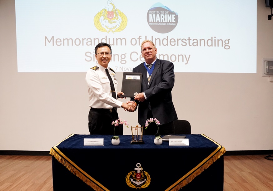 Chief of Navy RADM Sean Wat (left) with President of IMarEST Mr Yves de Leeneer (right)