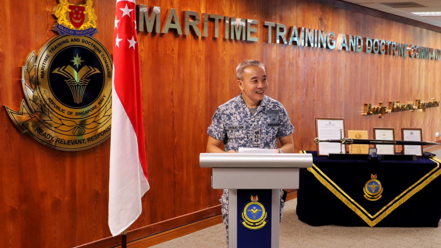 COL Goh delivering his outgoing speech.