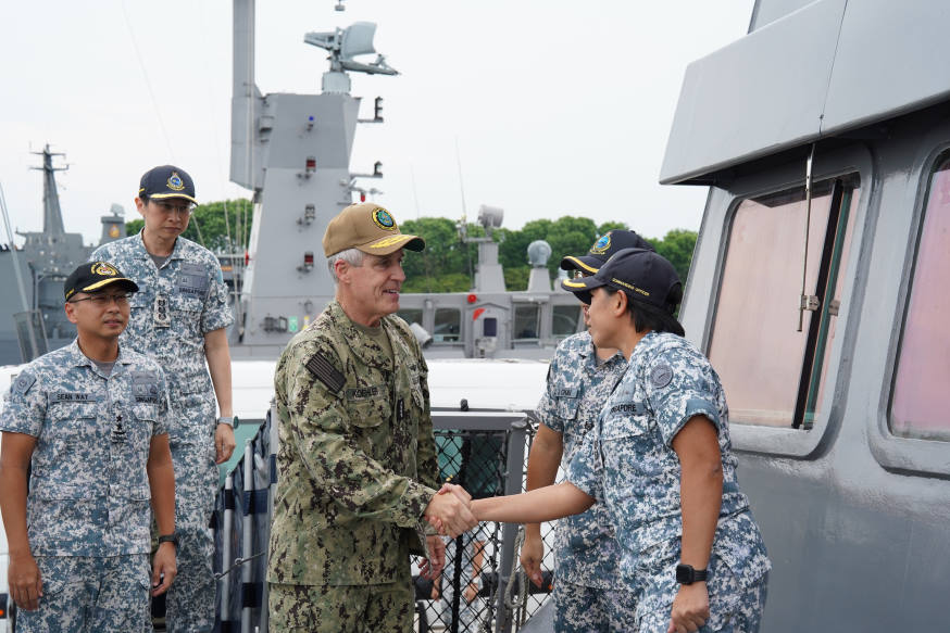 During his visit, ADM Koehler (middle) visited our Formidable-class Frigate, RSS Supreme, where he was briefed about the ship's capabilities and operations.